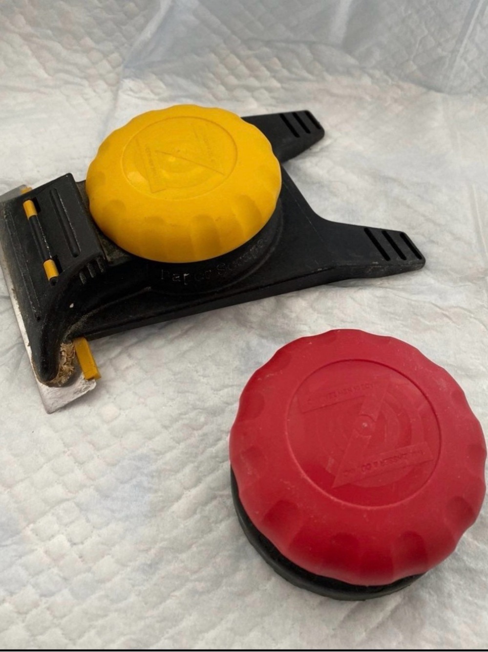 Wallpaper removal hand tools